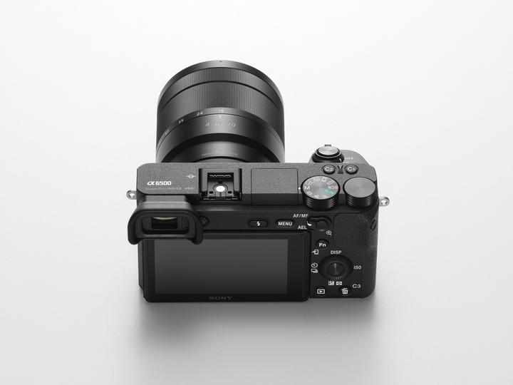 Produktbild Sony Alpha 6500 (24.20 Mpx, APS-C / DX)