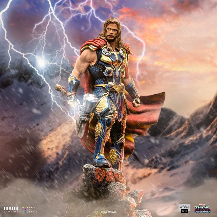 Actual product image Iron Studios Marvel: Thor Love and Thunder - Thor 1:10 Scale Statue