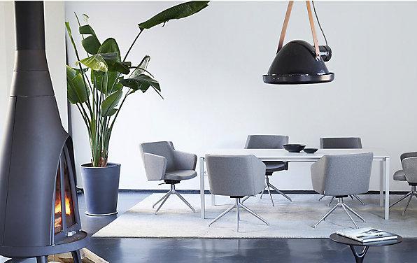 Immagine prodotto Topstar Poltroncina per sala riunioni SFH, snodo 3D e basamento a razze in alluminio