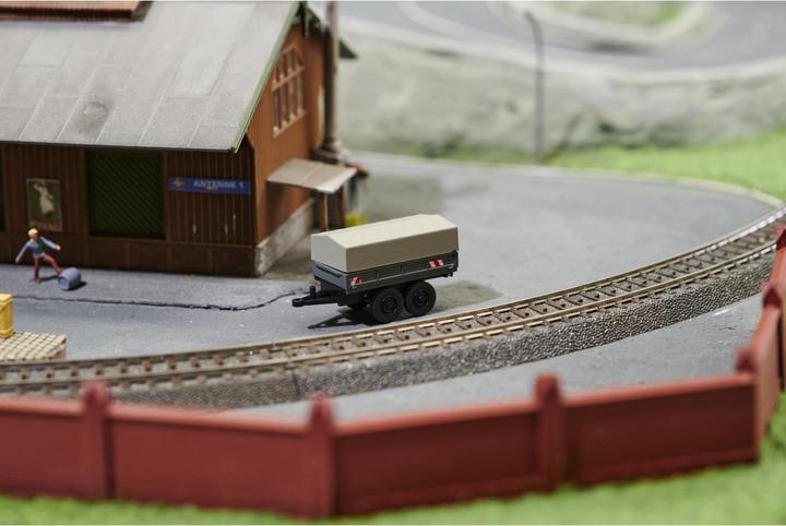 Immagine prodotto Carson Modellsport 1:87 Rimorchio con telone per Unimog 1:87 Rimorchio