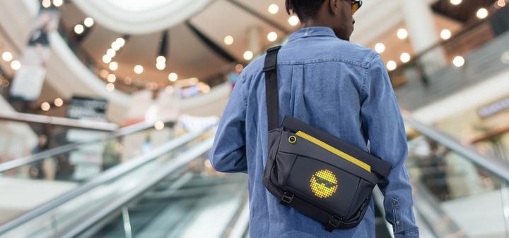 Actual product image Divoom Slingbag-Vblack (Photo backpack)