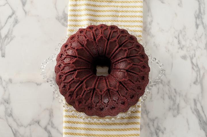 Produktbild Nordic Ware Stained Glass Bundt Pan (23.50 cm)