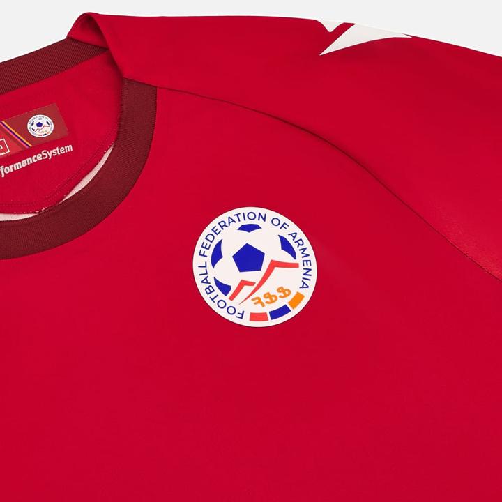 Actual product image Macron Armenia Jersey (L)