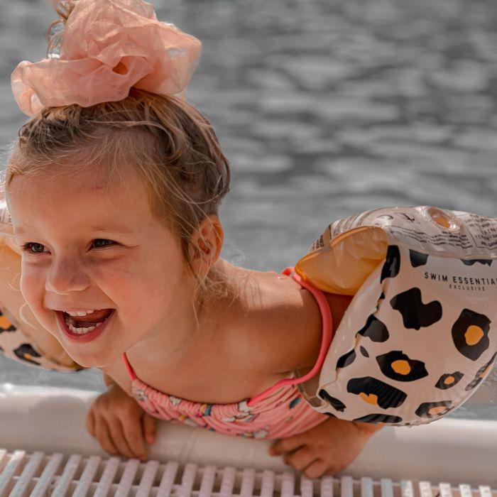 Actual product image Swim Essentials Swimming wings leopard