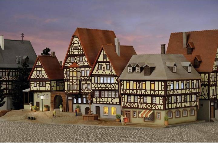 Produktbild Kibri 37102 N Marktplatz Miltenberg