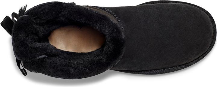 Actual product image Ugg Bailey Bow II (40)