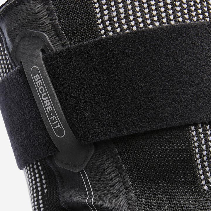 Produktbild Decathlon Kniebandage rechts/links Stufe 3 (1)