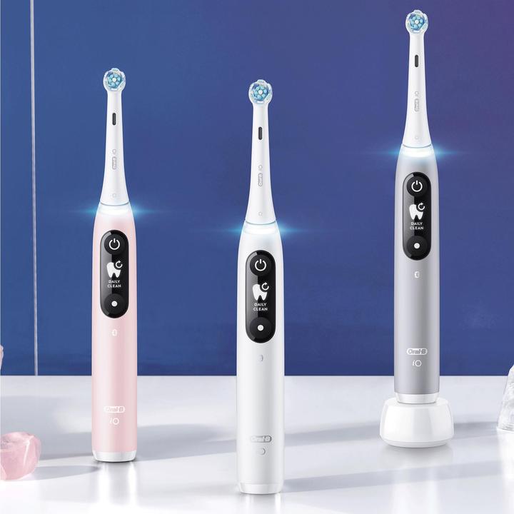 Actual product image Oral-B iO Series 6N (Oscillating toothbrush)