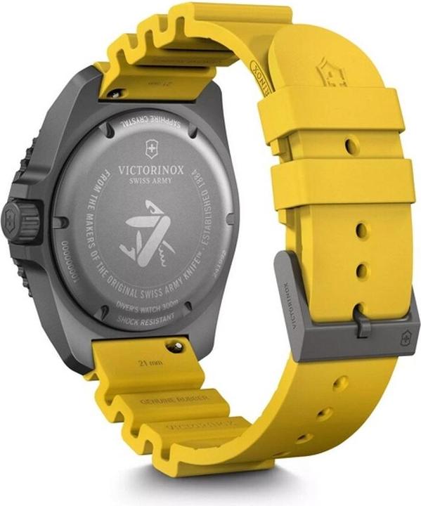 Actual product image Victorinox Dive Pro Quartz (Diving watch, 43 mm)