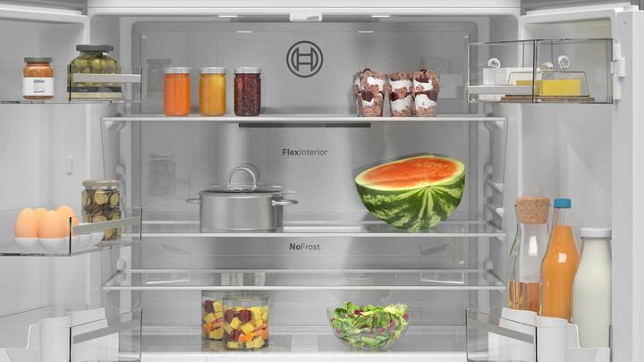 Produktbild Bosch Hausgeräte Serie 6 KFN96AXEA, Freestanding, French door, Black, Touch, LED, On door (605 l)