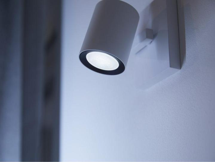 Actual product image Philips Hue White Ambiance (GU10, 4.20 W, 350 lm, 3 x, E)