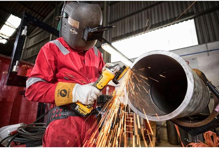 Actual product image DeWalt DCG405P2 (125 mm)