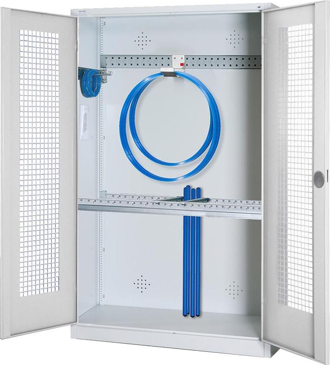Produktbild C+P Modul-Sportgeräteschrank mit Grundausstattung (HxBxT: 195x120x50 cm, mit Lochblech-Flügeltüren)