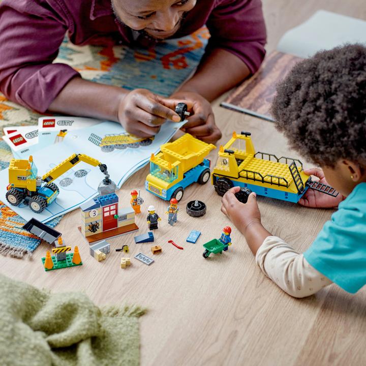 Produktbild LEGO Baufahrzeuge und Kran mit Abrissbirne (60391, LEGO City)