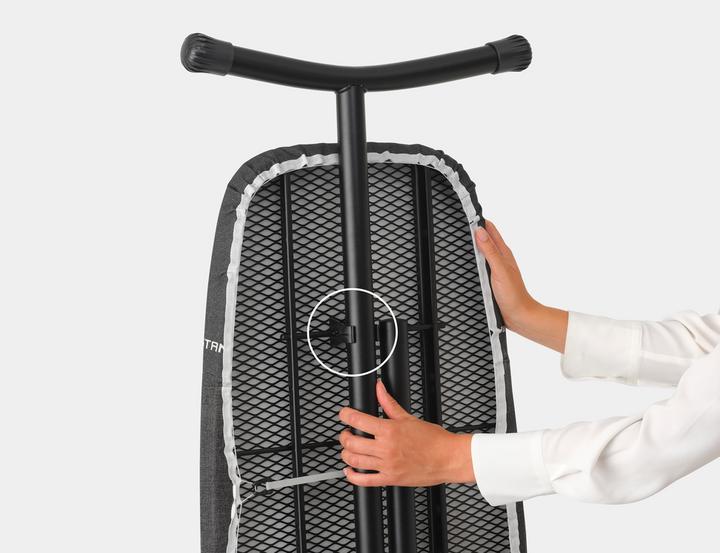Immagine prodotto Brabantia Asse da stiro Resistente al calore Zona di parcheggio (135 x 45 cm)