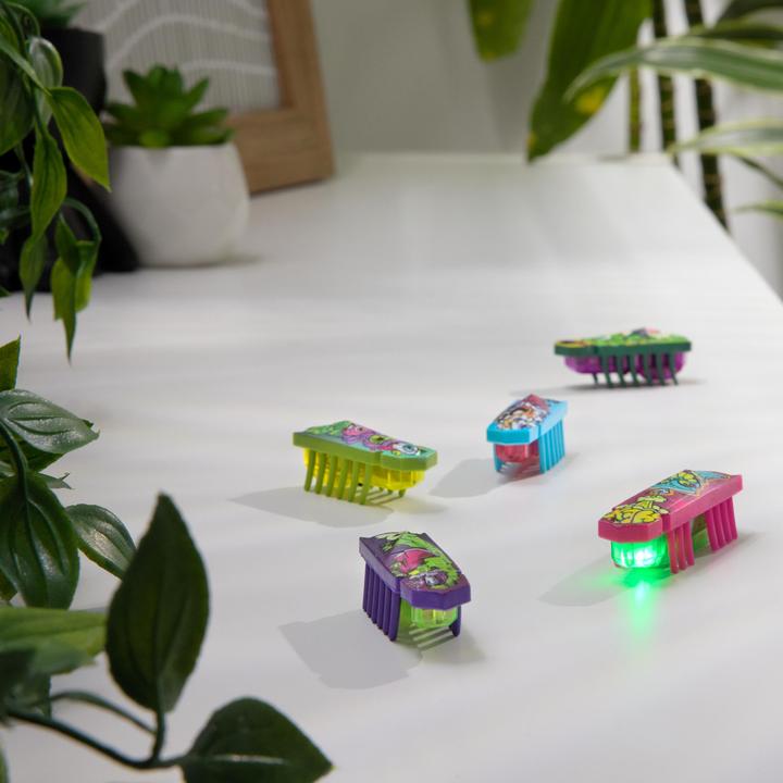 Actual product image Hexbots Nano Flash 5-pack
