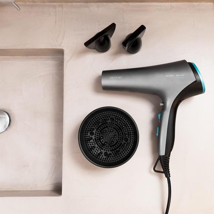 Image du produit Cecotec Bamba IoniCare 5320 Flashlook Black Sèche-cheveux 2200W avec deux concentrateurs et un diffuseur