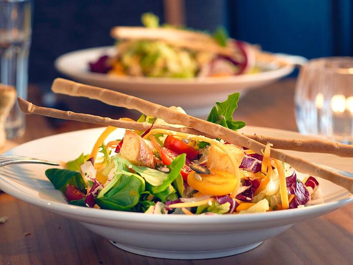 Produktbild Smartbox Geburtstag für Geniesser mit 1 Abendessen für 2 Personen in der Schweiz (2 Pers.)
