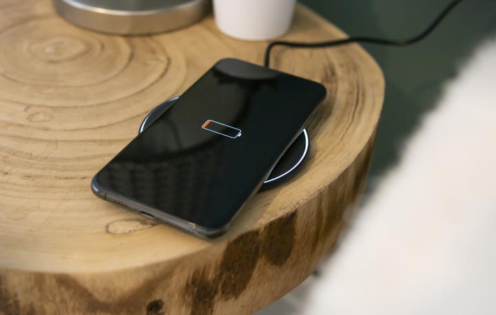 Actual product image Trust Qylo (10 W)