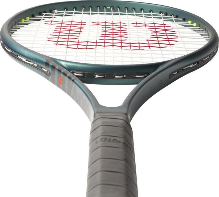 Actual product image Wilson Blade 104 V9.0 tennis racket (2, 290 g)