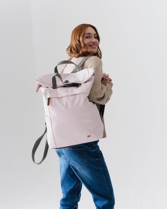 Produktbild Roka London Finchley A Transcendent Pink Small Recycled Canvas (1 l)