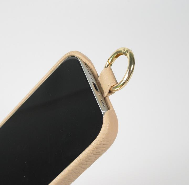Produktbild PhoneLook Hülle Premium Luxus mit verstell- und abnehmbarem Lederriemen + MagSafe (Apple iPhone 15)