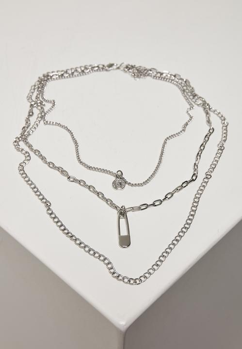 Actual product image Urban Classics Safety Pin Layering Necklace (70% iron, 30% zinc)