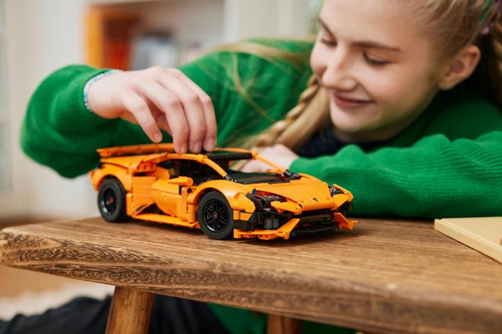 Produktbild LEGO Technic Lamborghini Huracán (42196, LEGO Technic, LEGO Seltene Sets)