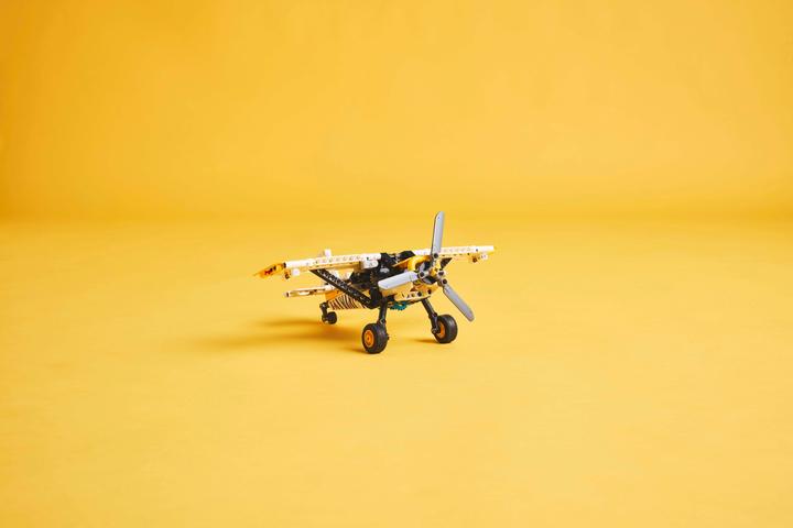 Produktbild LEGO Propellerflugzeug (42198, LEGO Technic)