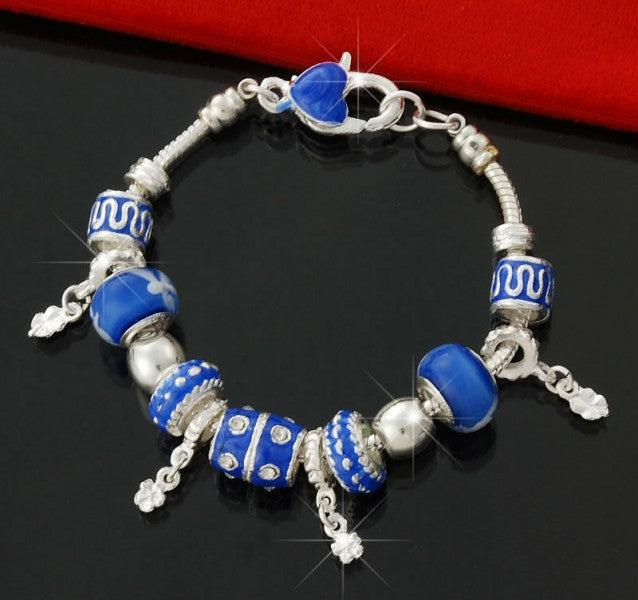 Produktbild Hermex Armband versilbert mit 4x Charms / 9x Beads Perle - 20cm (20 cm, Metallegierung, versilberten Elementen und Glas)