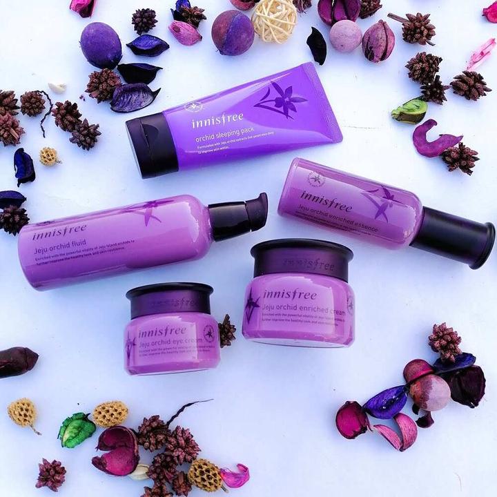 Image du produit Innisfree Essence enrichie à l'orchidée de Jeju (50 ml)