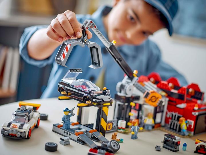 Immagine prodotto LEGO Schrottplatz mit Autos (60472, LEGO City)
