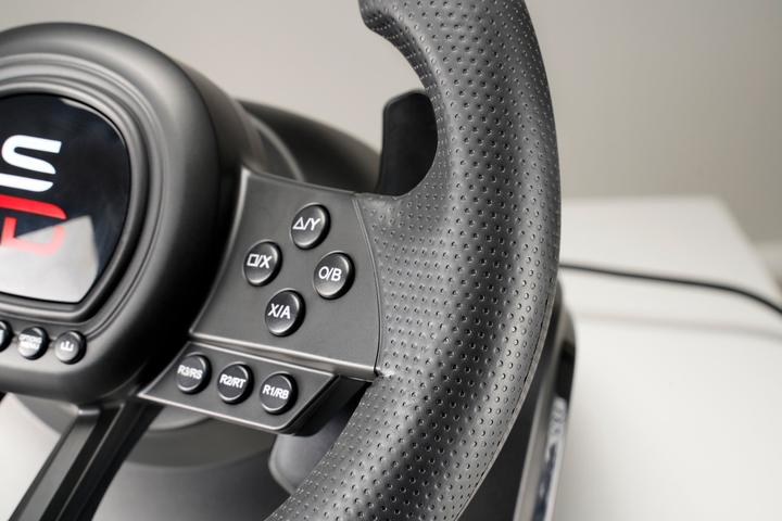 Actual product image Subsonic Superdrive GS 650-X Racing Wheel (Xbox One S, Xbox One X, Xbox Series X, Xbox Series S, PS4)
