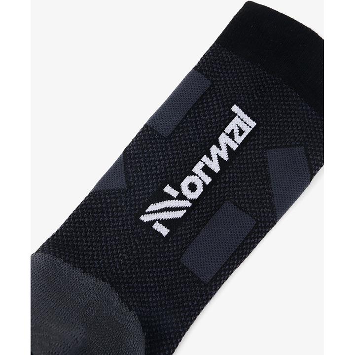 Actual product image Nnormal Race (M)