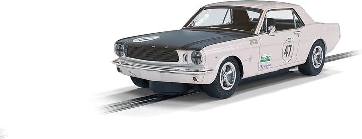 Actual product image Hornby Ford Mustang Bill & Fred Shepherd Goodwood Revival