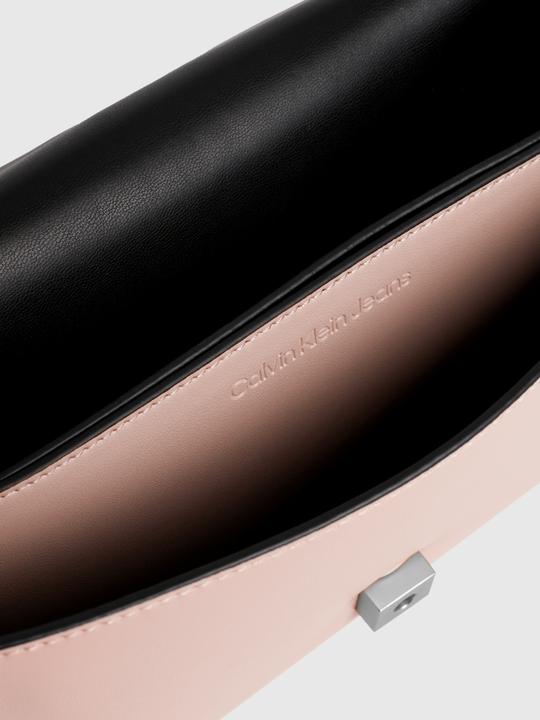 Immagine prodotto Calvin Klein Borsetta Ew Flap sagomata da donna
