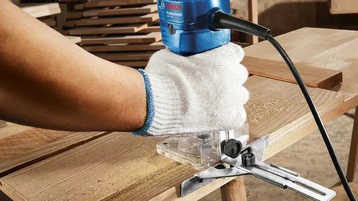 Actual product image Bosch Professional GKF 550