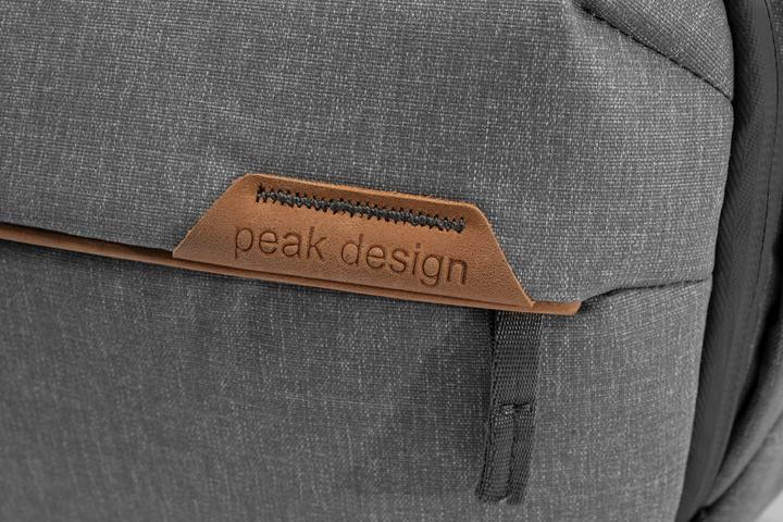 Produktbild Peak Design Everyday Sling (Kamera Bereitschaftstasche, 10 l)