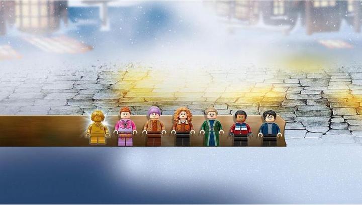 Actual product image LEGO Visit to Hogsmeade (76388, LEGO Harry Potter)