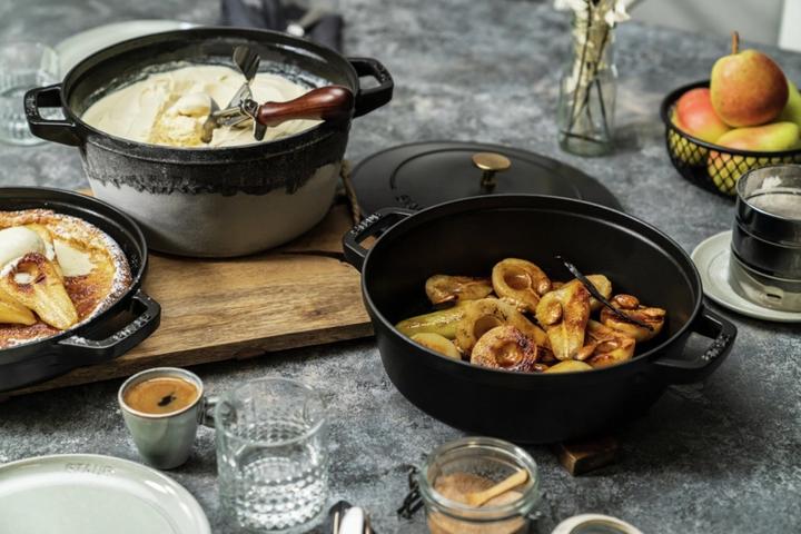 Produktbild Staub Cocotte (24 cm, Bräter + Schmortopf, Gusseisen)