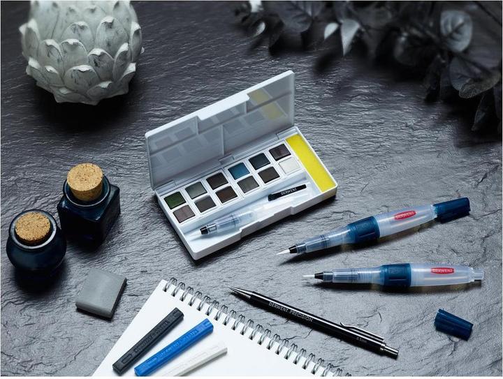 Actual product image Derwent Tinted charcoal colours