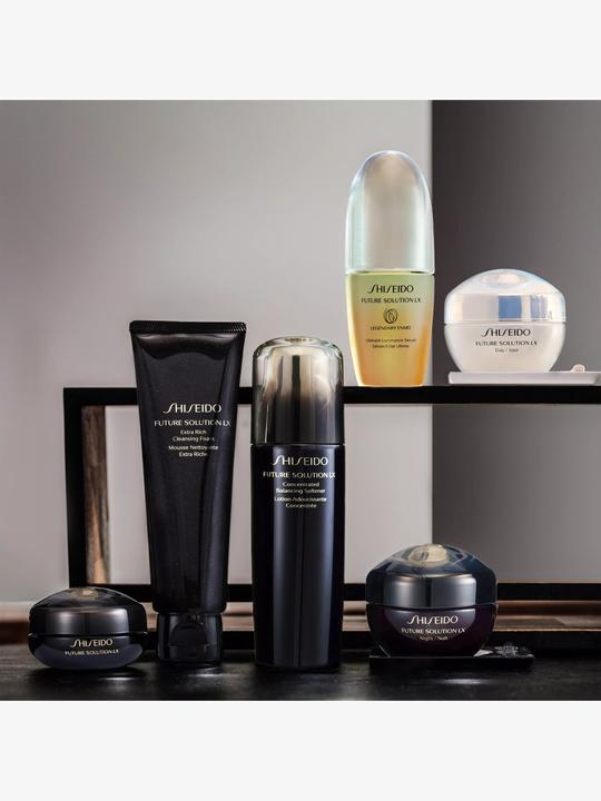 Produktbild Shiseido Future Solution Concentrated Balancing Softener (Tonic, 125 ml)