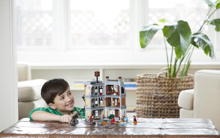 Actual product image LEGO Sanctum Sanctorum (76108, LEGO Marvel)