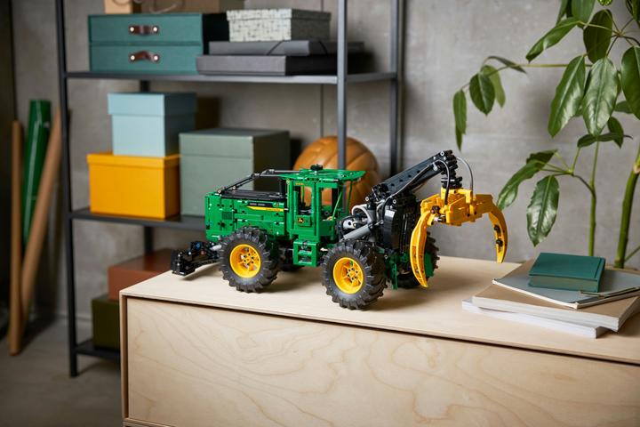 Immagine prodotto LEGO Skidder John Deere 948L-II (42157, LEGO Technic)