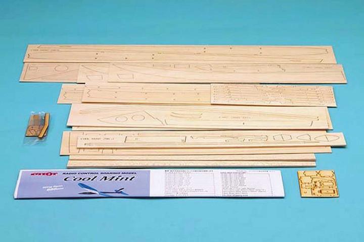 Produktbild Pichler PILOT (OK MODEL) Cool Mint / 880 mm Holzbausatz Mini/Micro Segelflugmodell (Segelflugzeug)