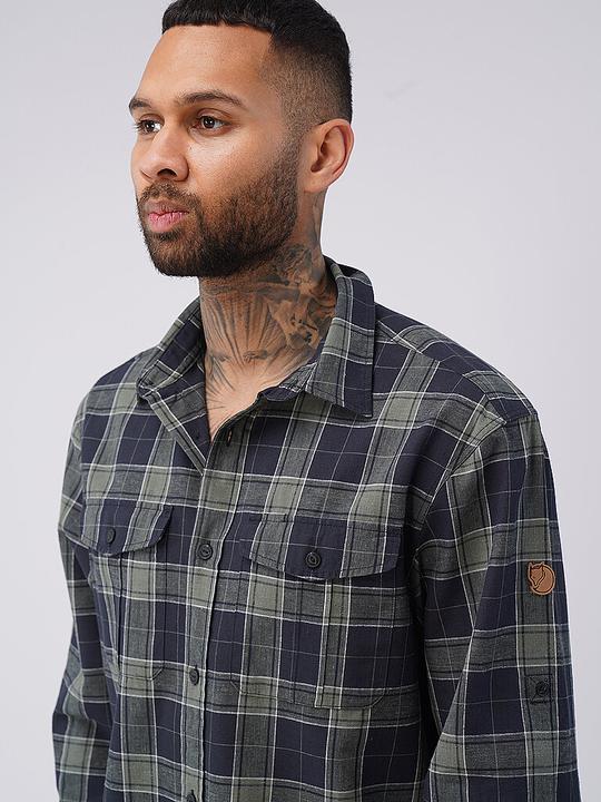 Actual product image Fjällräven Övik Travel Shirt L/S (L)