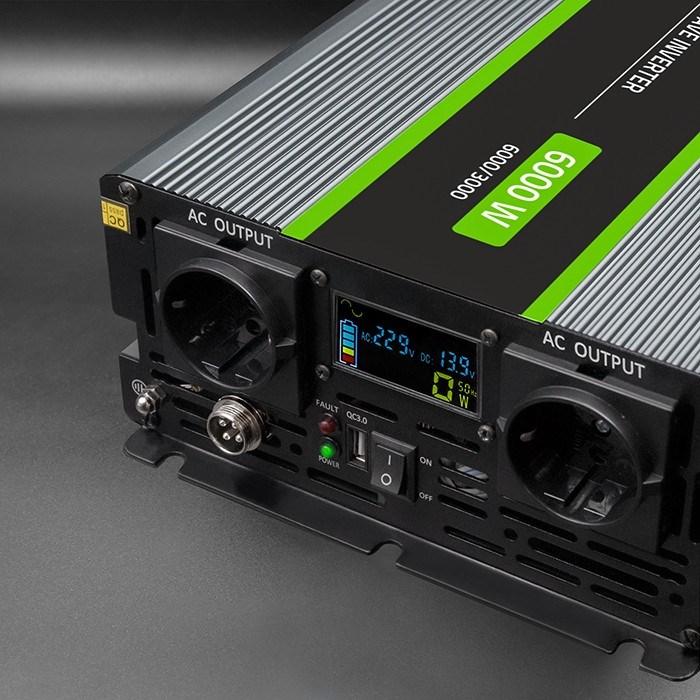 Actual product image Qoltec Przetwornica napięcia Monolith | 3000W | 6000W | 24V na 230V | Czysty Sinus | LCD