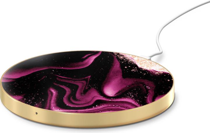 Actual product image iDeal Of Sweden Universal Charger Golden Ruby Marble (10 W)