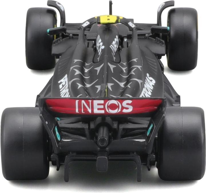 Produktbild Bburago Mercedes-AMG F1 W14 E Perf. Hamilton 2023