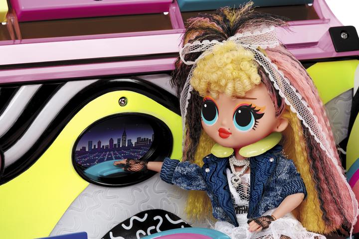 Produktbild MGA O.M.G. Remix 4-in-1 Plane Playset Transforms